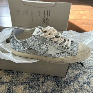 Authentic Golden Goose V Star Silver Glitter 38 Women’s